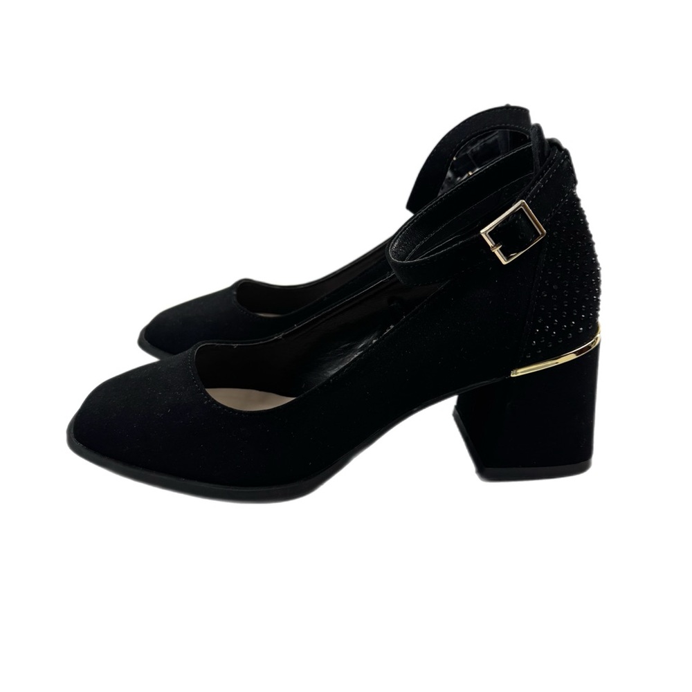 NWOT Andiamo Black Block Heels Size 5.5